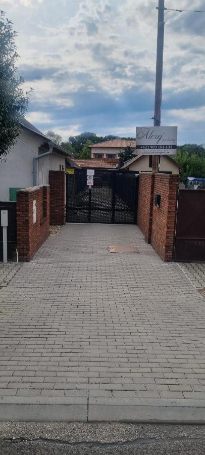 Alexej Apartmany Veľký Meder Exterior foto
